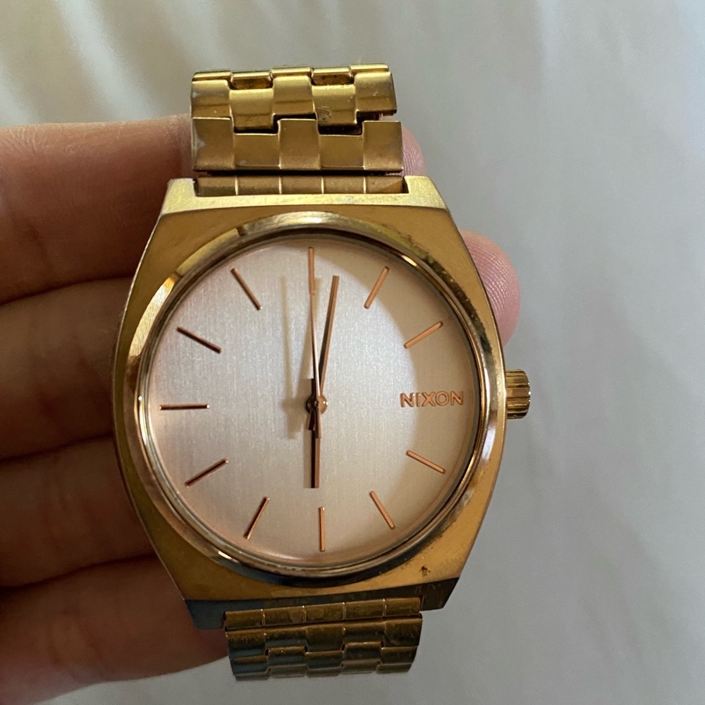Nixon Time Teller Watch